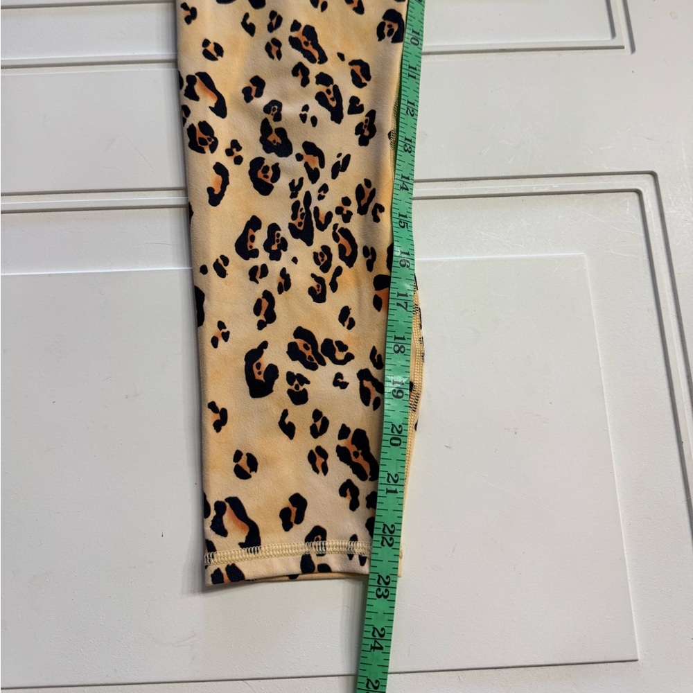 Fabletics Powerhold Women’s Size Small Leopard Print High Waist Leggings - Picture 2 of 5